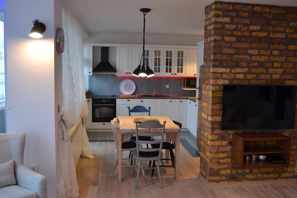 Apartment Drustveni Dom Σαράγεβο Δωμάτιο φωτογραφία
